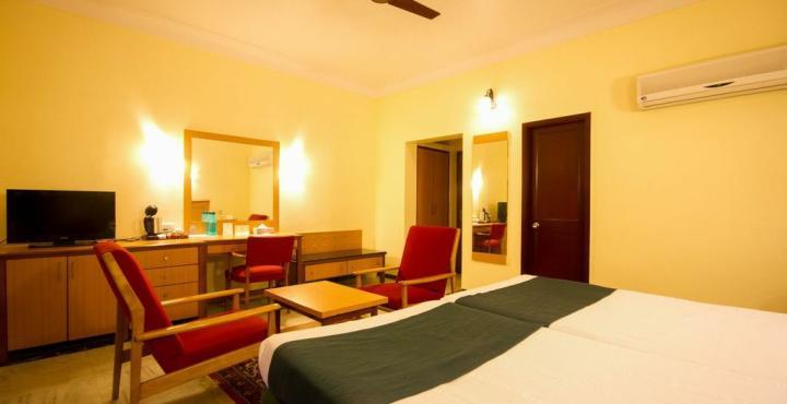 Cama Rajputana Club Resort Mount Abu Bagian luar foto